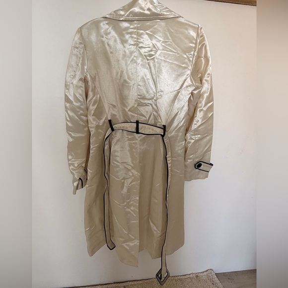 Wilsons Leather Shimmering Cream Trench Coat - Picture 3 of 3